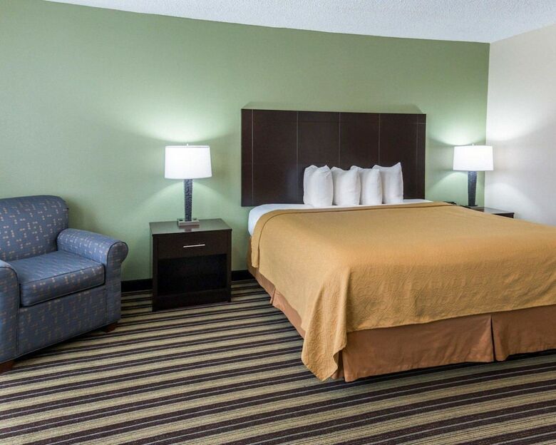 Hostal Quality Inn And Suites