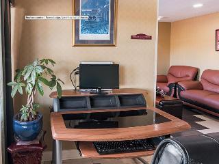 Hostal Econo Lodge Inn And Suites