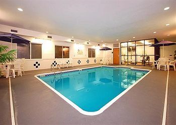 Hotel Comfort Inn & Suites