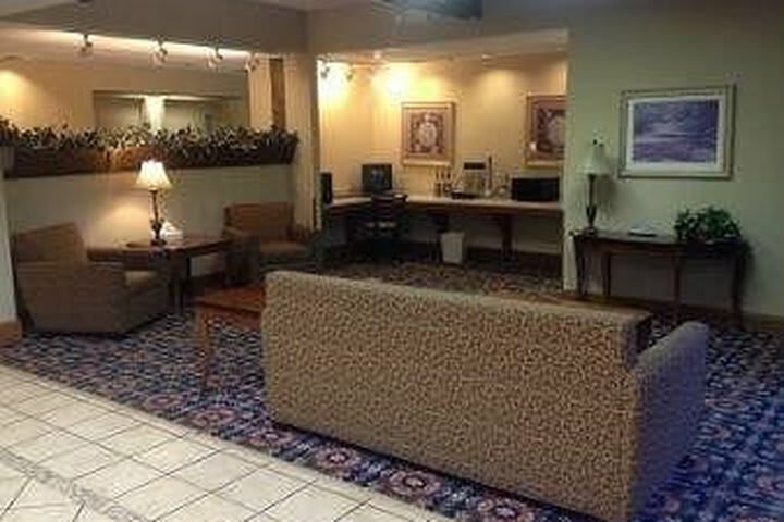 Hotel Super 8 Wichita South