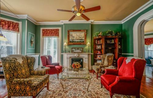 Bed & Breakfast Pinehill Inn