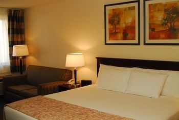 Hotel Ramada Bettendorf