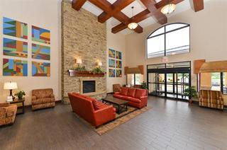 Hotel Comfort Suites Springfield