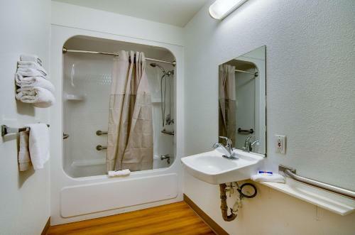 Motel 6 Salina