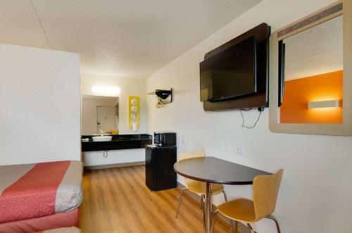 Motel 6 Salina