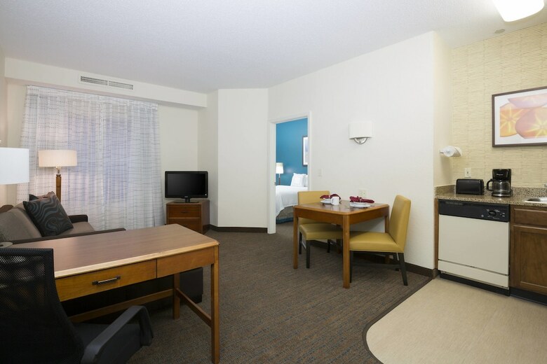 Hotel Residence Inn By Marriott Olathe Kansas City