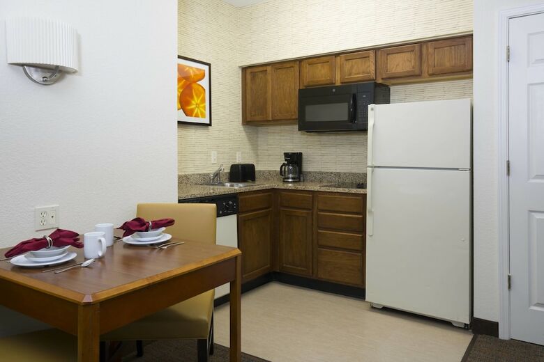 Hotel Residence Inn By Marriott Olathe Kansas City
