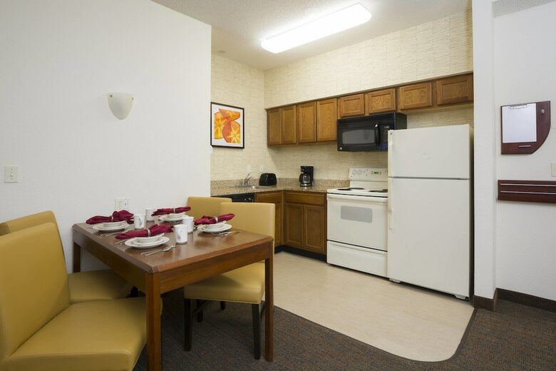 Hotel Residence Inn By Marriott Olathe Kansas City