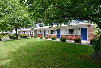 Motel Americas Best Value Inn & Cottages