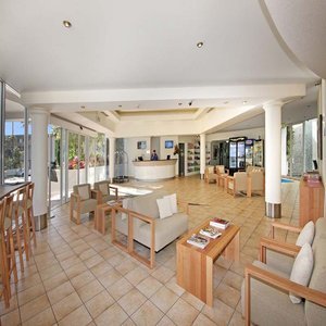 Australis Sovereign Hotel