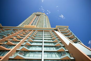 Hotel Mantra Crown Towers