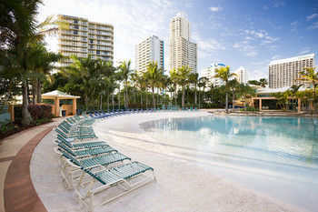 Hotel Mantra Crown Towers