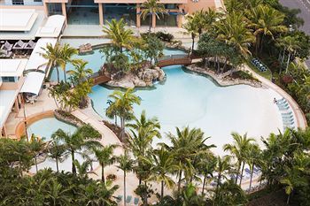 Hotel Mantra Crown Towers