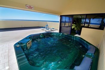 Hotel Surf Regency