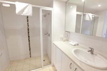 Hotel Surf Regency