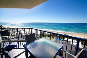 Hotel Surf Regency