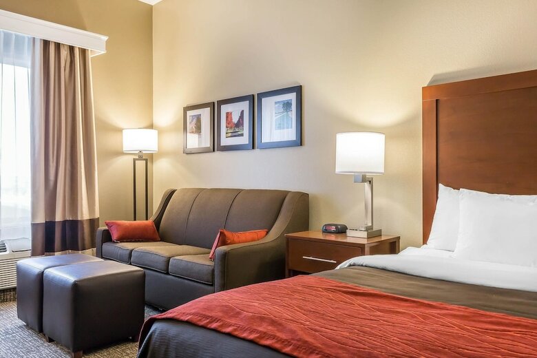 Hotel Comfort Inn
