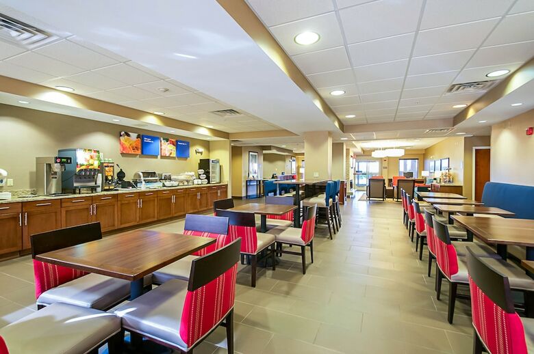 Hotel Comfort Inn