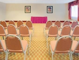Hotel Days Inn And Suites