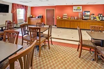 Hotel Days Inn And Suites