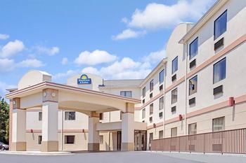 Hotel Days Inn And Suites