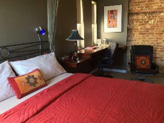 Bed & Breakfast Inn At 2920
