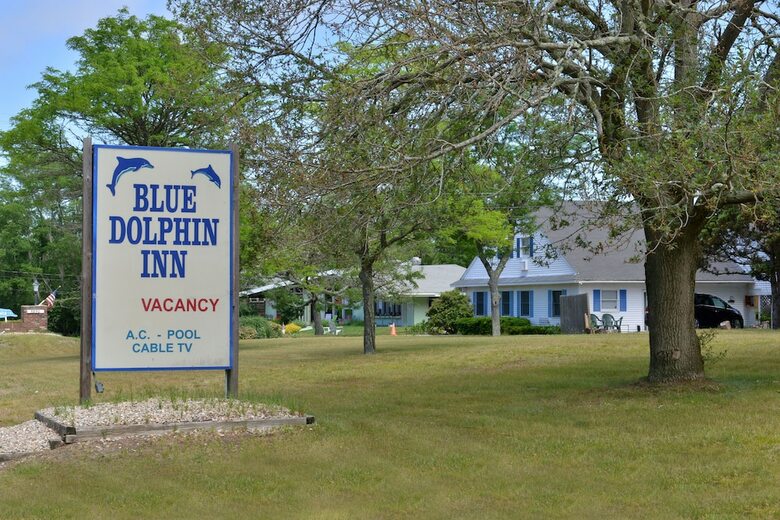 Motel Blue Dolphin Inn
