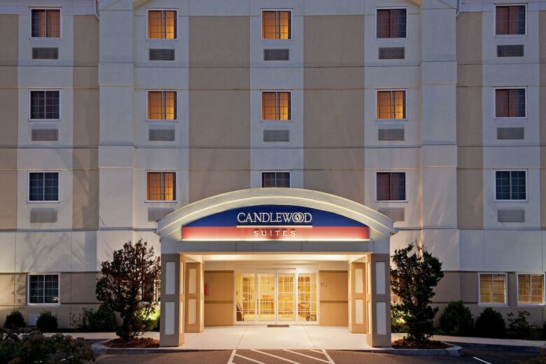 Hotel Candlewood Suites West Springfield