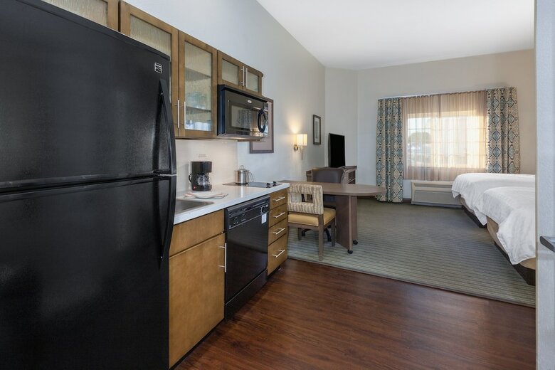 Hotel Candlewood Suites West Springfield