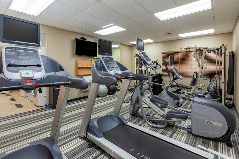 Hotel Candlewood Suites West Springfield