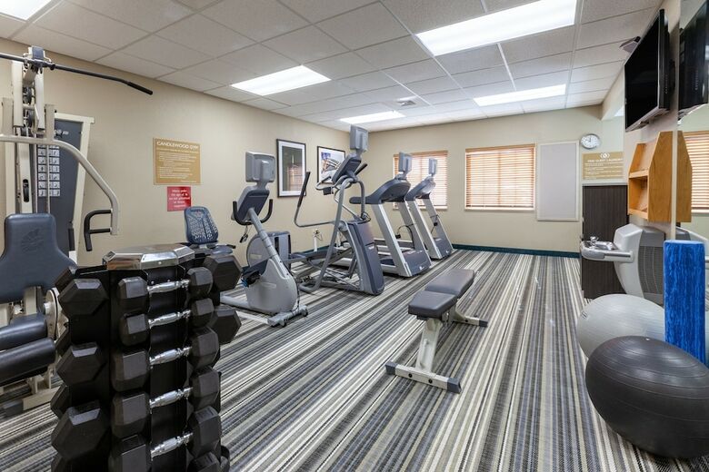 Hotel Candlewood Suites West Springfield