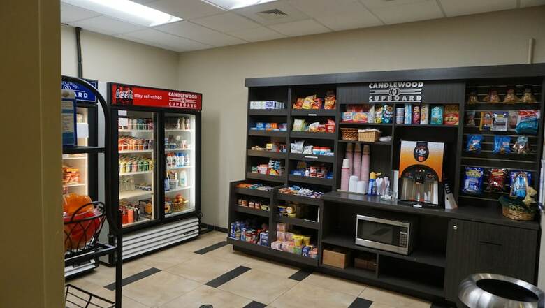 Hotel Candlewood Suites West Springfield