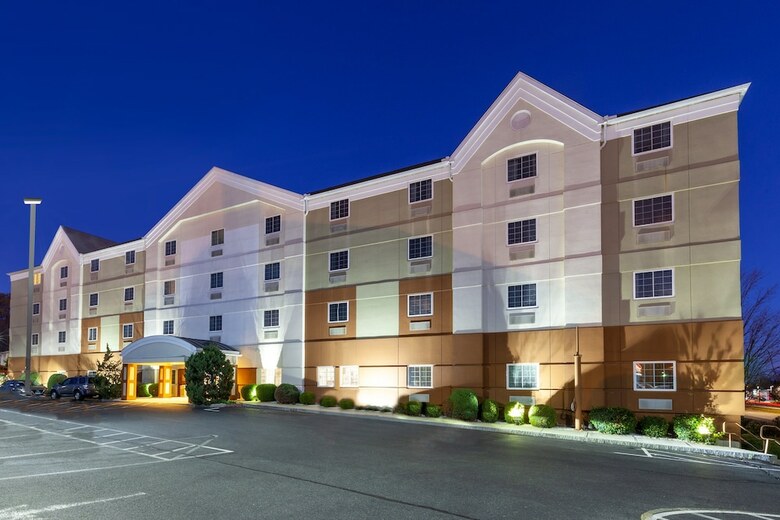Hotel Candlewood Suites West Springfield