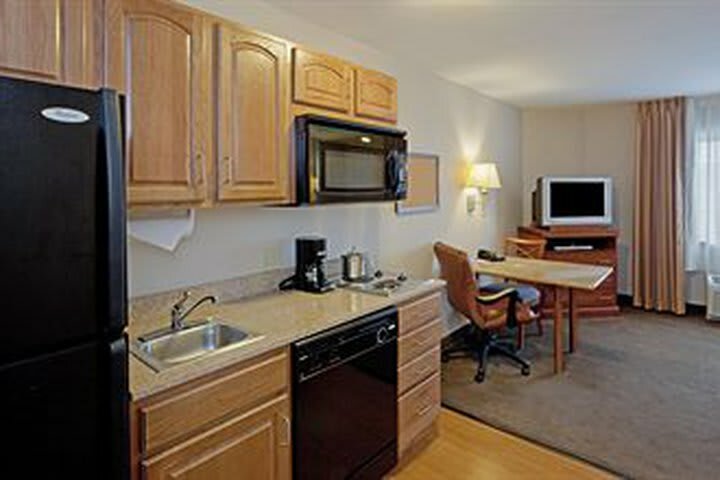 Hotel Candlewood Suites West Springfield