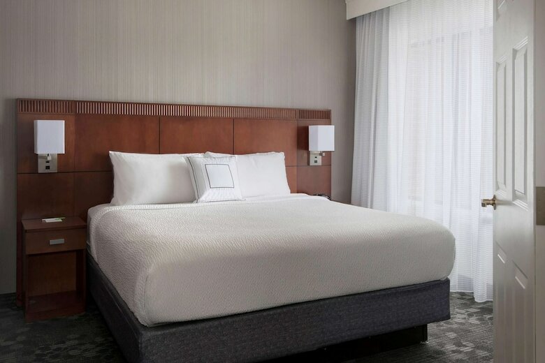 Hotel Courtyard By Marriott Milford