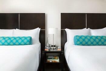 Hotel Indigo Boston - Newton Riverside