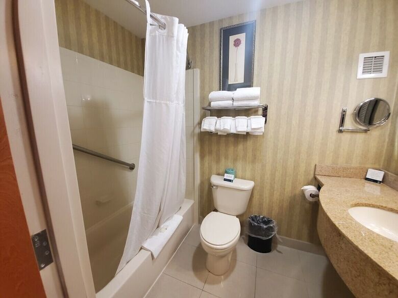 Hotel Quality Inn & Suites Northampton-amherst