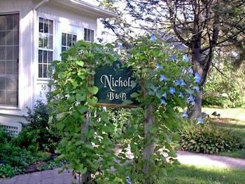Bed & Breakfast Nichols Guest House B & B