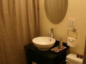 Bed & Breakfast Roscoe Village Guesthouse