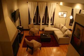 Bed & Breakfast Roscoe Village Guesthouse