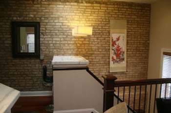 Bed & Breakfast Roscoe Village Guesthouse