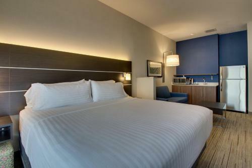 Hotel Holiday Inn Express & Suites Morris