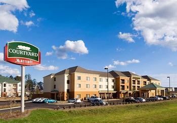 Hotel Courtyard By Marriott Hattiesburg