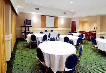 Hotel Courtyard By Marriott Hattiesburg