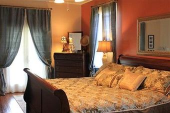 Carroll House Bed & Breakfast