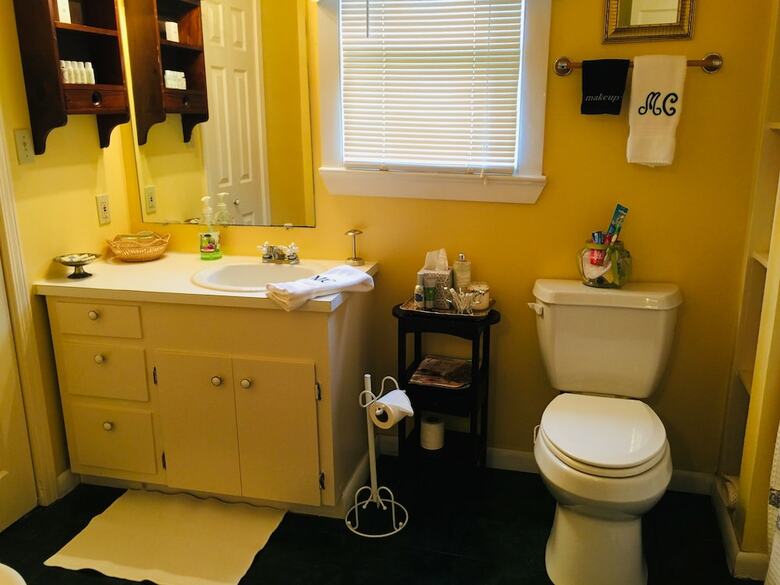 Magnolia Cottage Bed And Breakfast