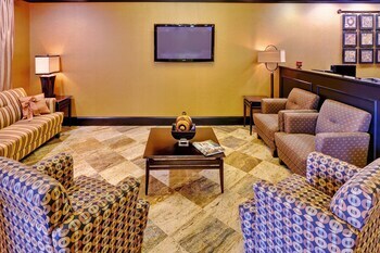 Hotel Holiday Inn Express Mccomb