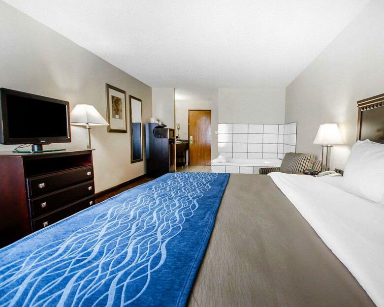 Hotel Comfort Inn & Suites