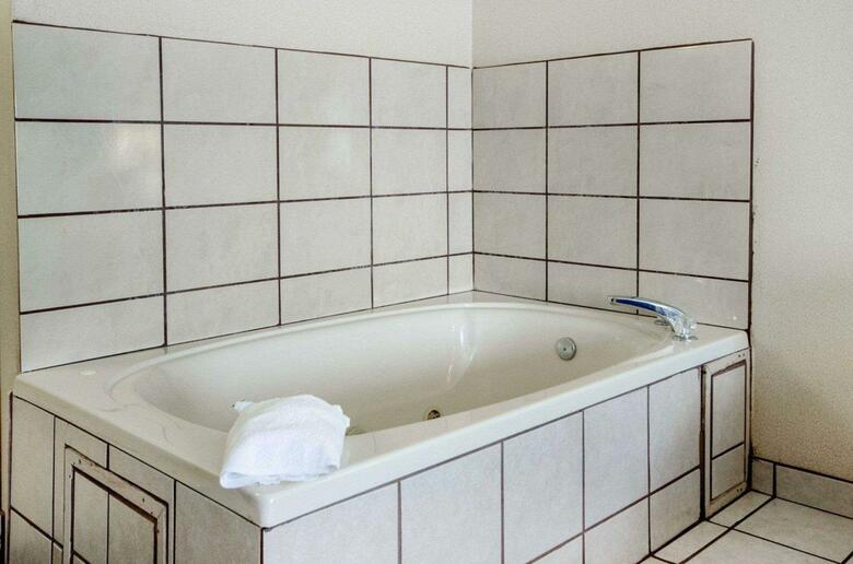 Hotel Comfort Inn & Suites