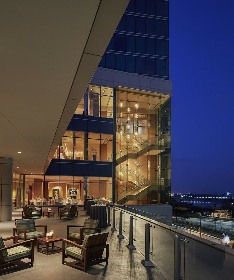 Four Seasons Hotel St Louis